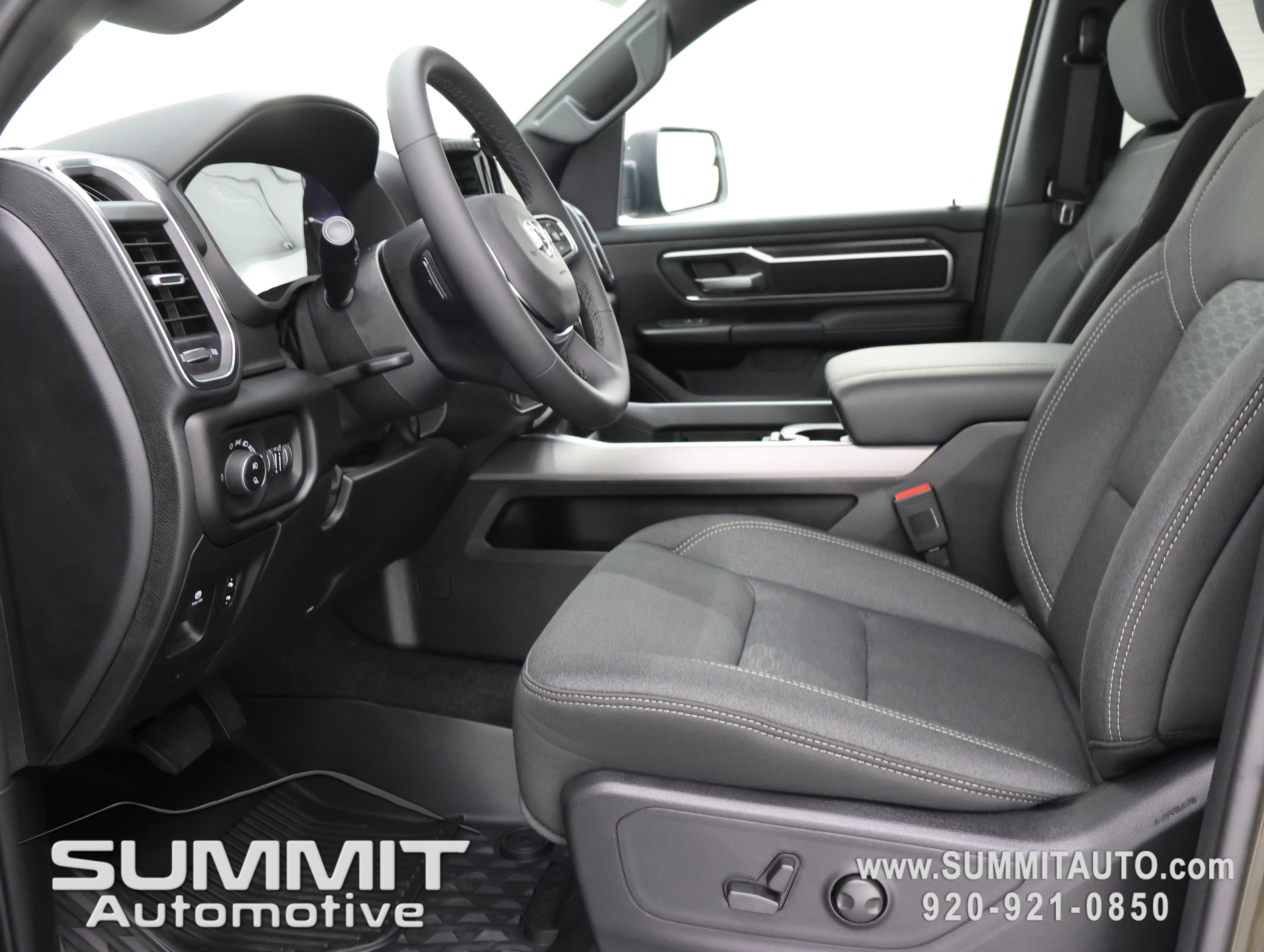 New 2027 RAM 1500 Big Horn AWD/4WD image 8