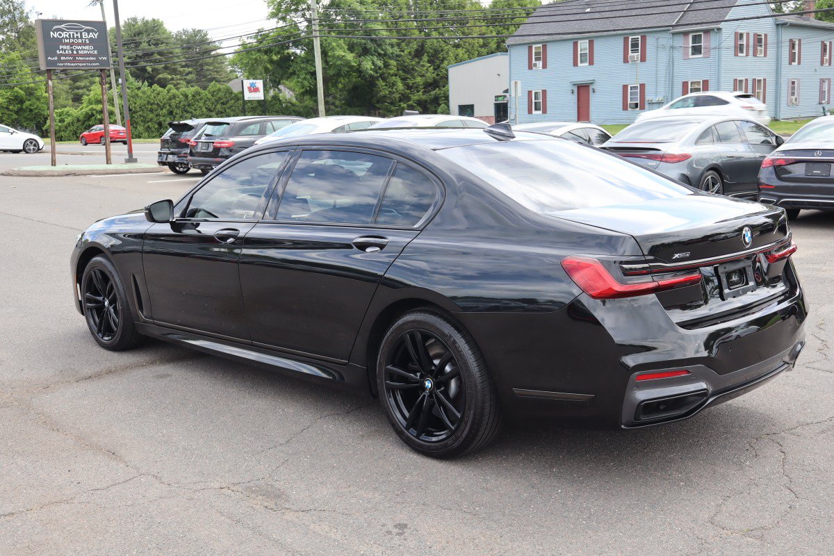 Used 2022 BMW 750i xDrive w/ Luxury Rear Seating Package AWD/4WD image 7