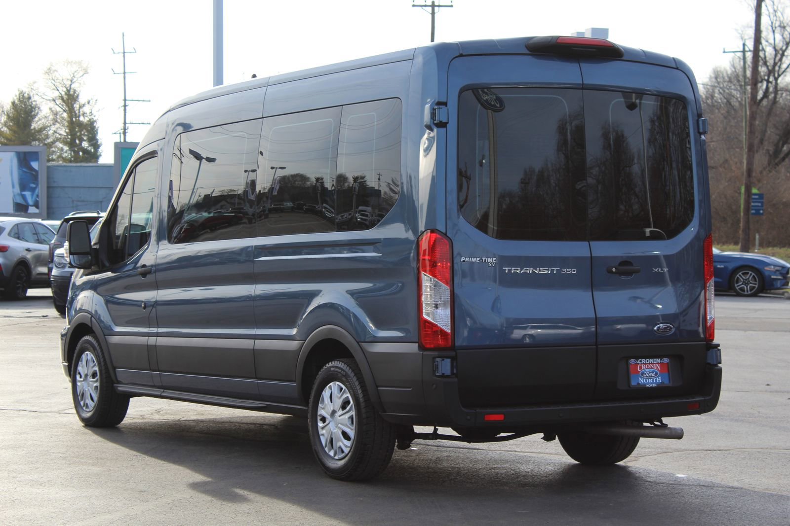 Used 2023 Ford Transit 350 XLT image 5