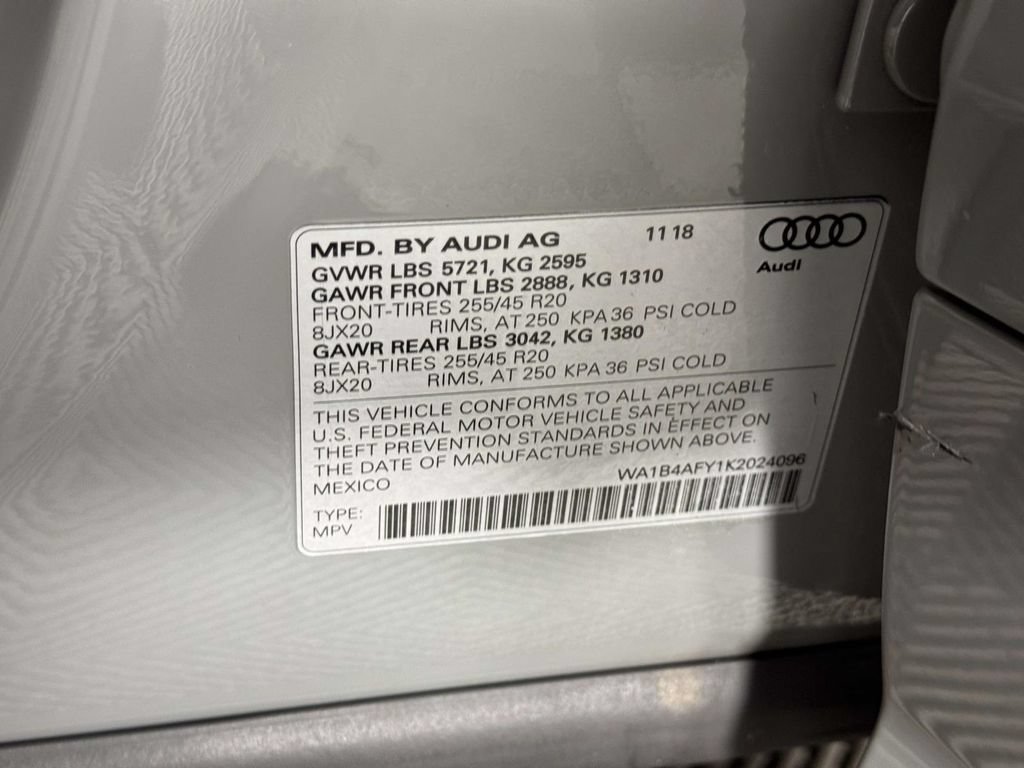 Used 2019 Audi SQ5 Premium Plus w/ Premium Plus Package AWD/4WD image 16