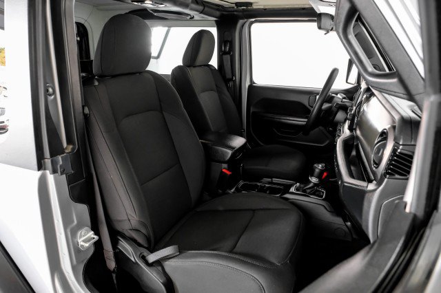 Used 2020 Jeep Wrangler Sport AWD/4WD image 32