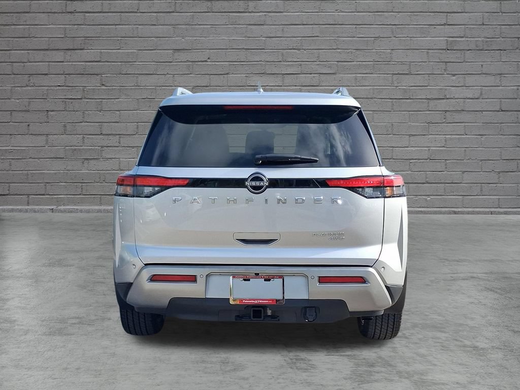 Used 2022 Nissan Pathfinder Platinum w/ Cargo Package AWD/4WD image 9