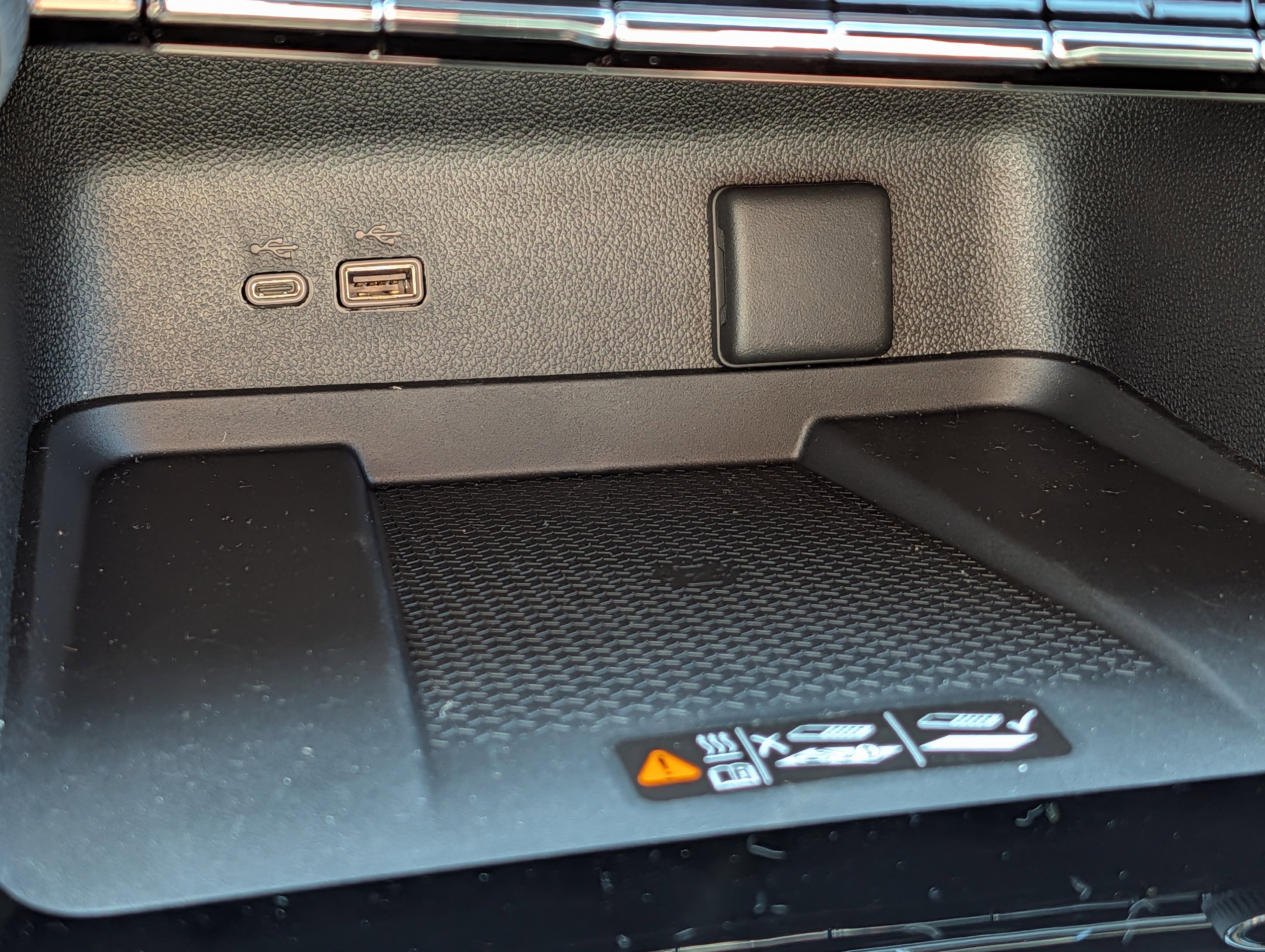 New 2026 Chevrolet Traverse LT w/ Midnight/Sport Edition AWD/4WD image 20