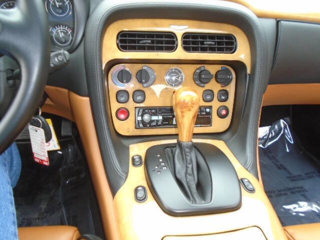 Used 2001 Aston Martin DB7 Vantage image 14