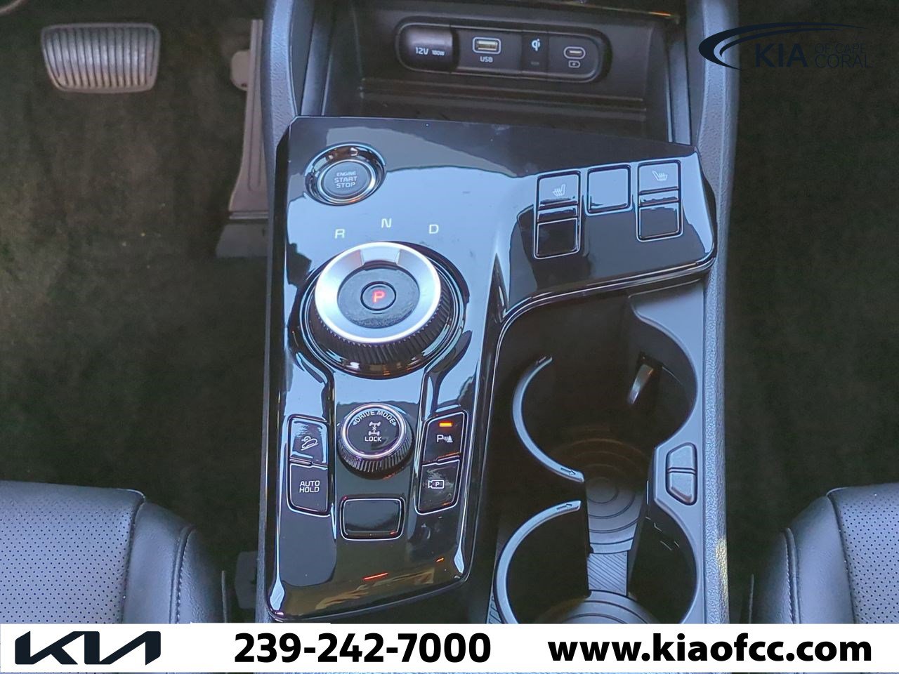 Certified 2024 Kia Sportage EX image 17