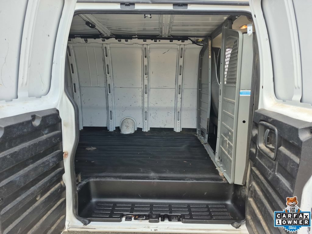 Used 2020 GMC Savana 2500 Extended w/ Driver Convenience Package RWD image 23