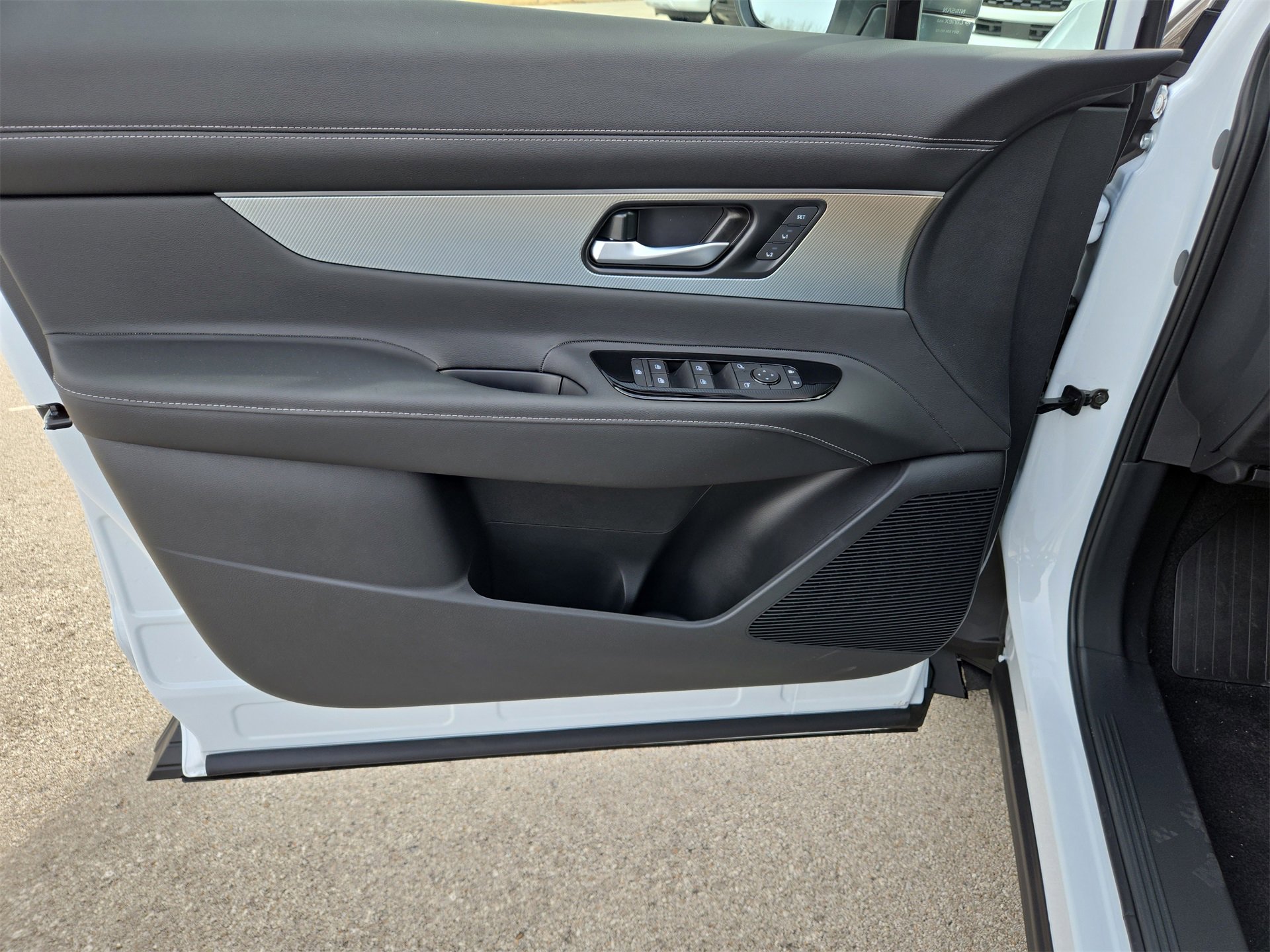 New 2026 Nissan Murano SL image 11