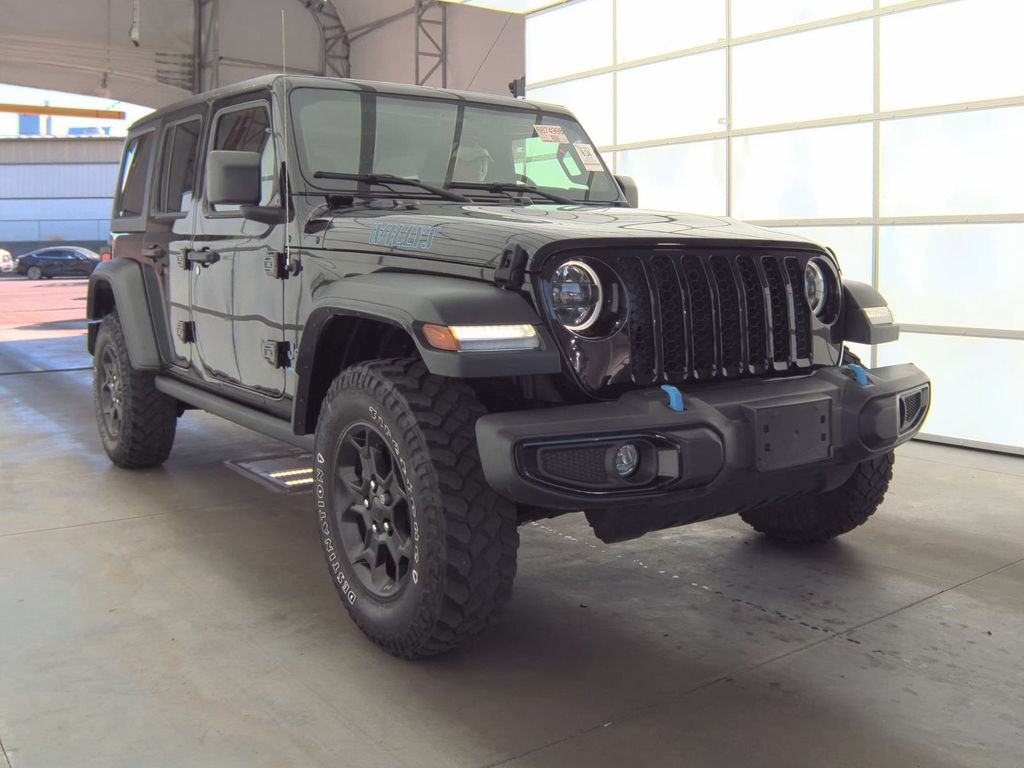 Used 2023 Jeep Wrangler Unlimited w/ Cold Weather Group AWD/4WD image 3