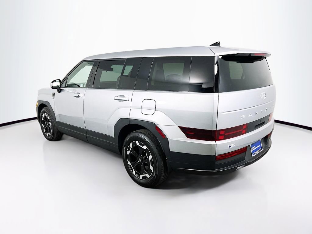 Certified 2025 Hyundai Santa Fe SE image 5