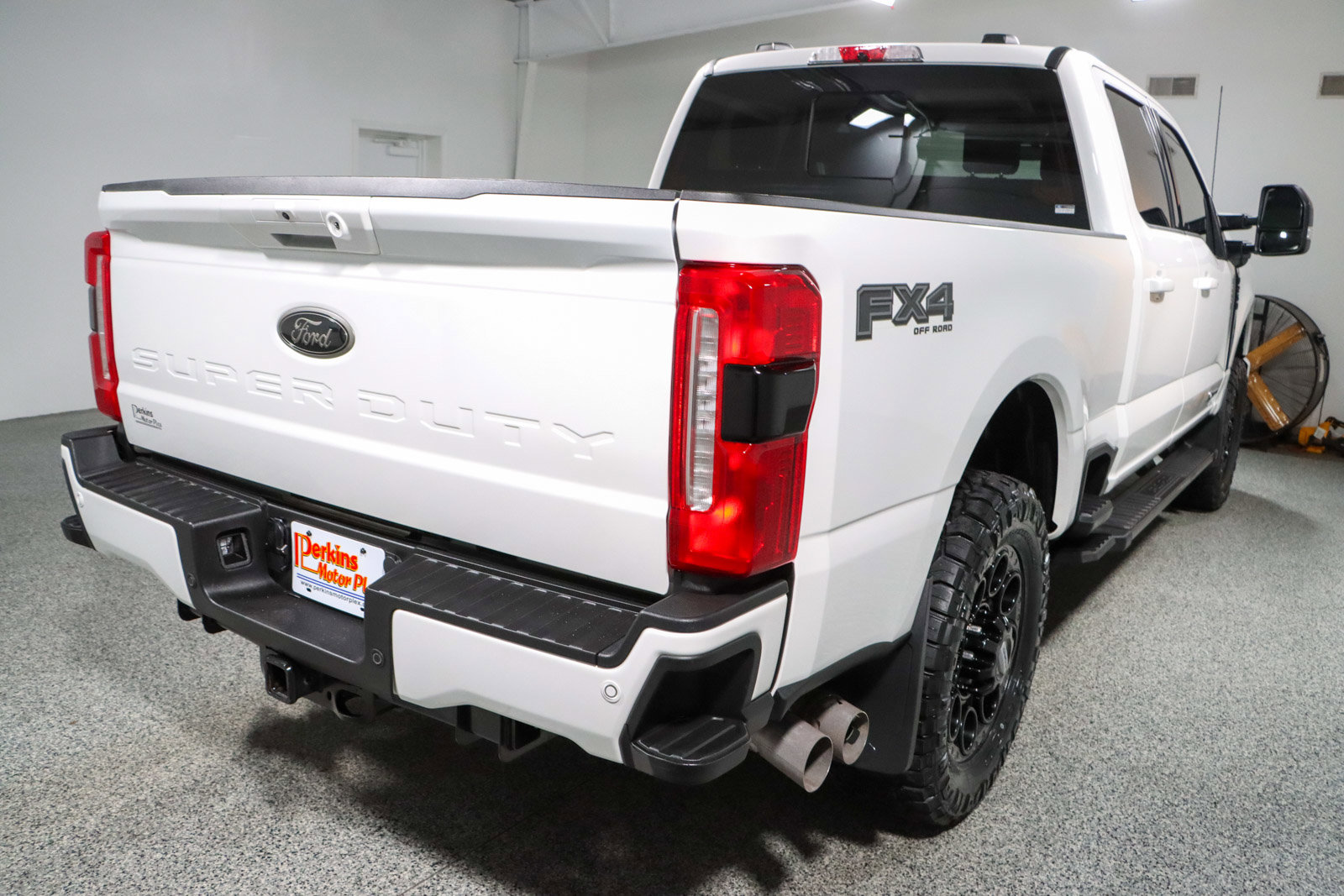 Used 2024 Ford F250 Lariat w/ Lariat Ultimate Package AWD/4WD image 8