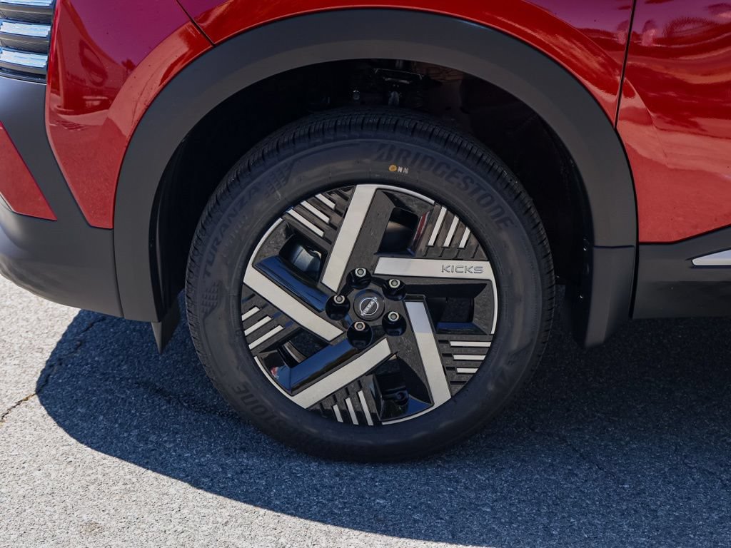 New 2026 Nissan Kicks SV FWD image 11
