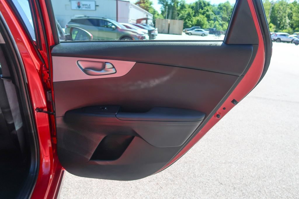 Used 2023 Kia Forte LXS FWD image 15