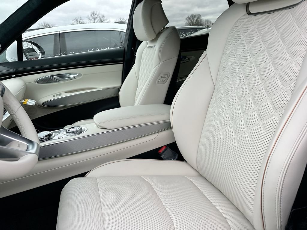 New 2025 Genesis Electrified GV70 Prestige w/ Prestige Package image 27