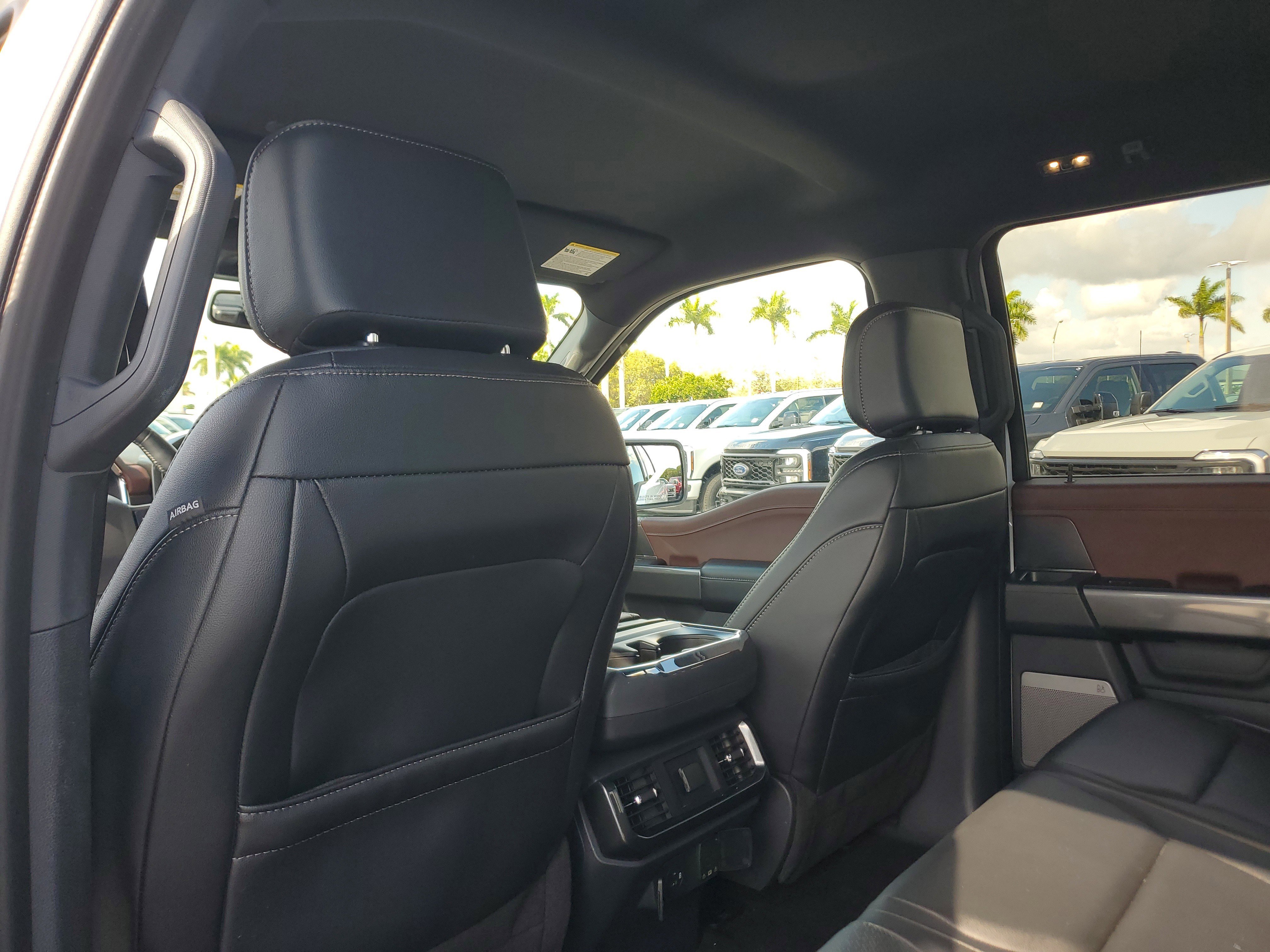 Used 2022 Ford F150 Lariat image 13