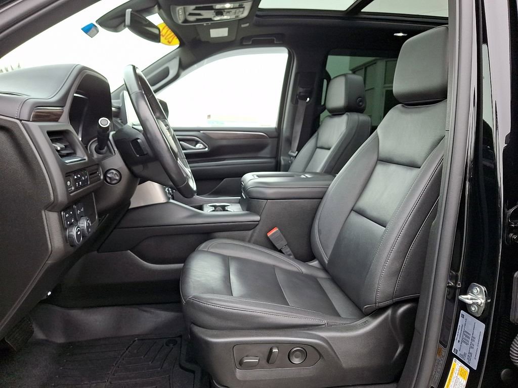 Used 2022 Chevrolet Tahoe LT w/ Luxury Package image 15