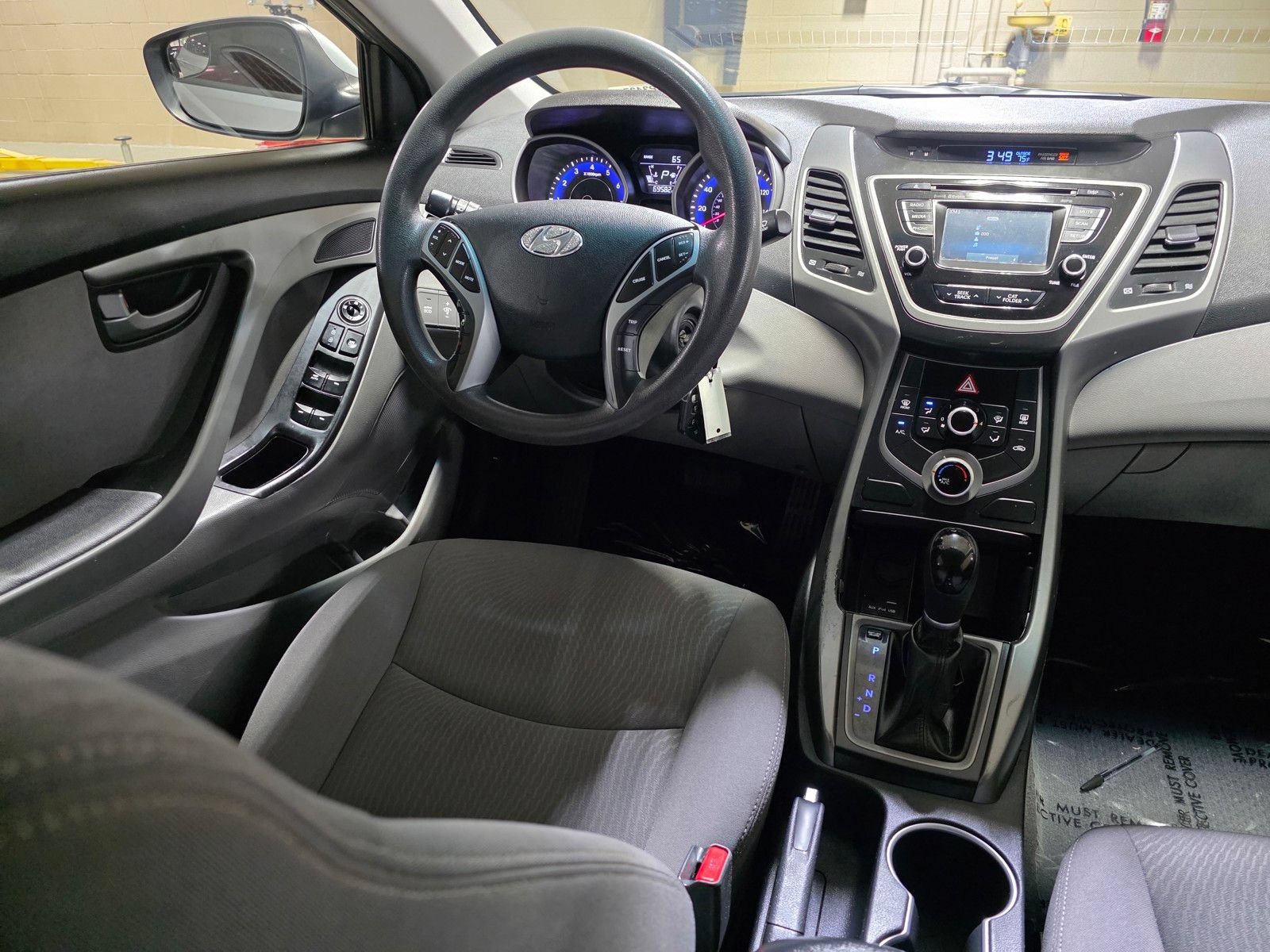 Used 2016 Hyundai Elantra SE w/ Option Group 02 FWD image 19