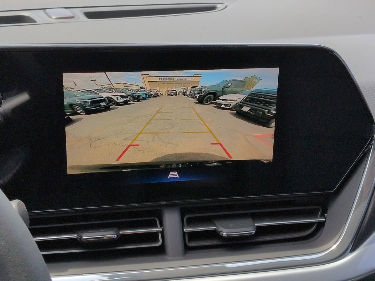 New 2026 Chevrolet Trax LT w/ Driver Confidence Package FWD image 15