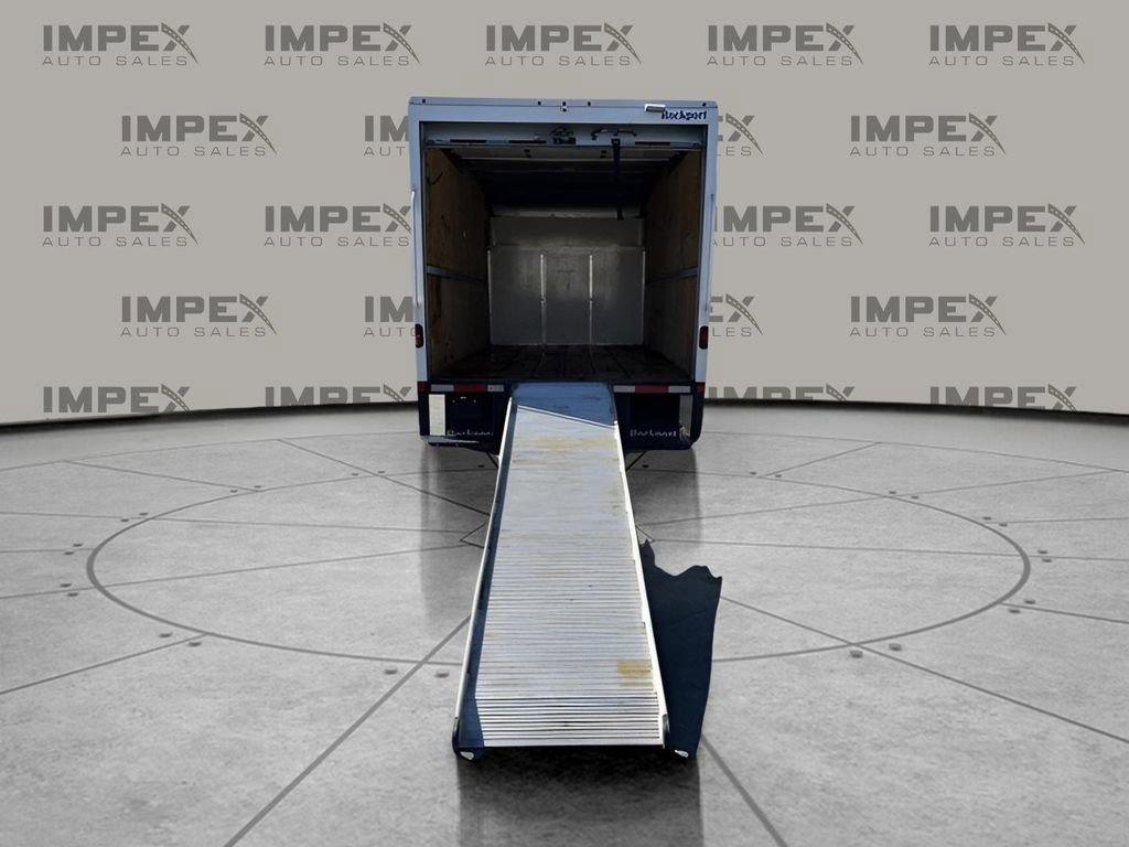 Used 2024 Ford E-450 and Econoline 450 Super Duty w/ Power Windows & Locks Group image 38