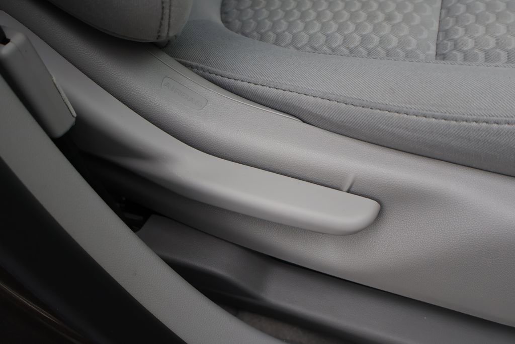 Used 2019 GMC Acadia SLE w/ Driver Alert Package I image 39