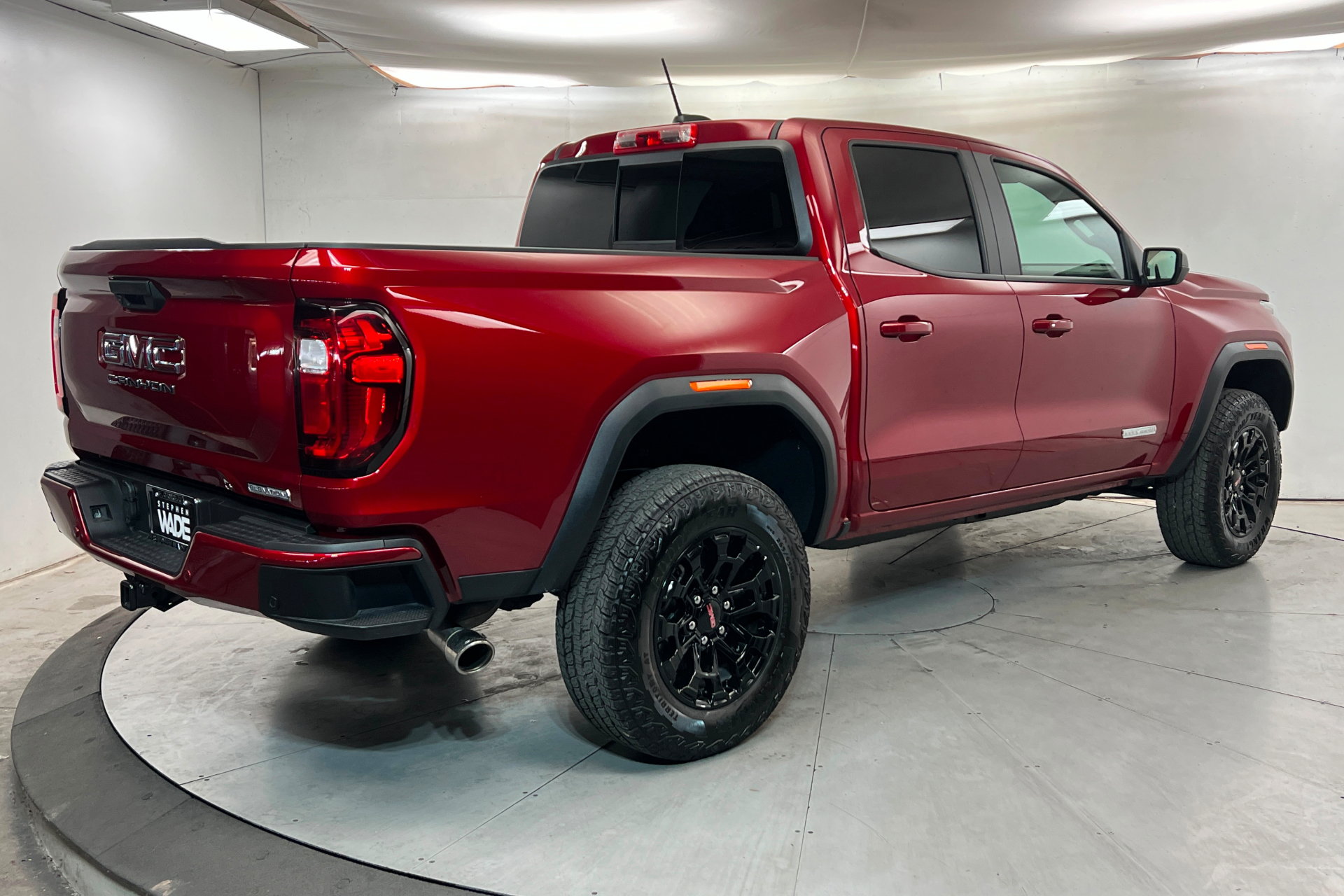 Used 2026 GMC Canyon Elevation RWD image 5