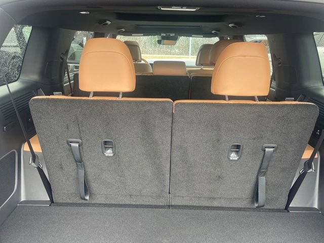 Used 2026 Hyundai Santa Fe Limited w/ Tow & Go Package image 11