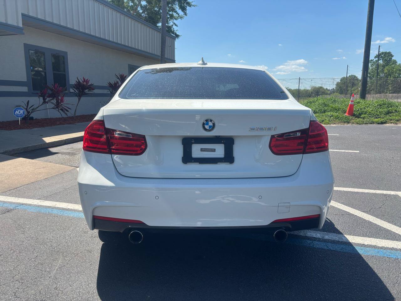 Used 2015 BMW 328i Sedan RWD image 4
