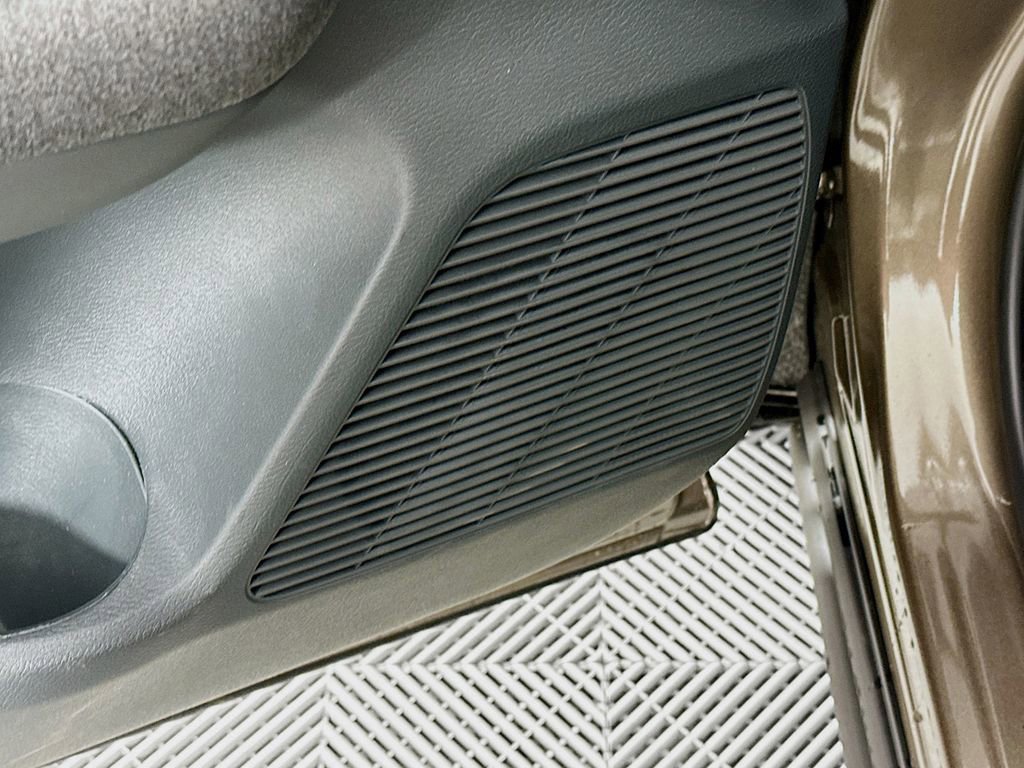 New 2026 Nissan Kicks SV w/ SV Premium Package image 25