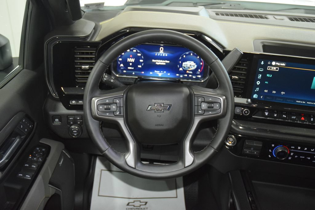 Used 2026 Chevrolet Silverado 2500 ZR2 AWD/4WD image 38