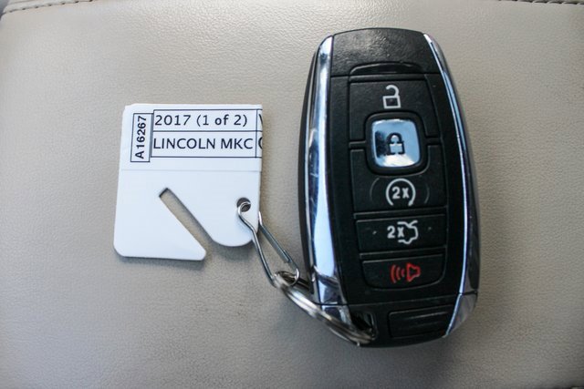 Used 2017 Lincoln MKC Reserve w/ Lincoln MKC Climate Package image 35
