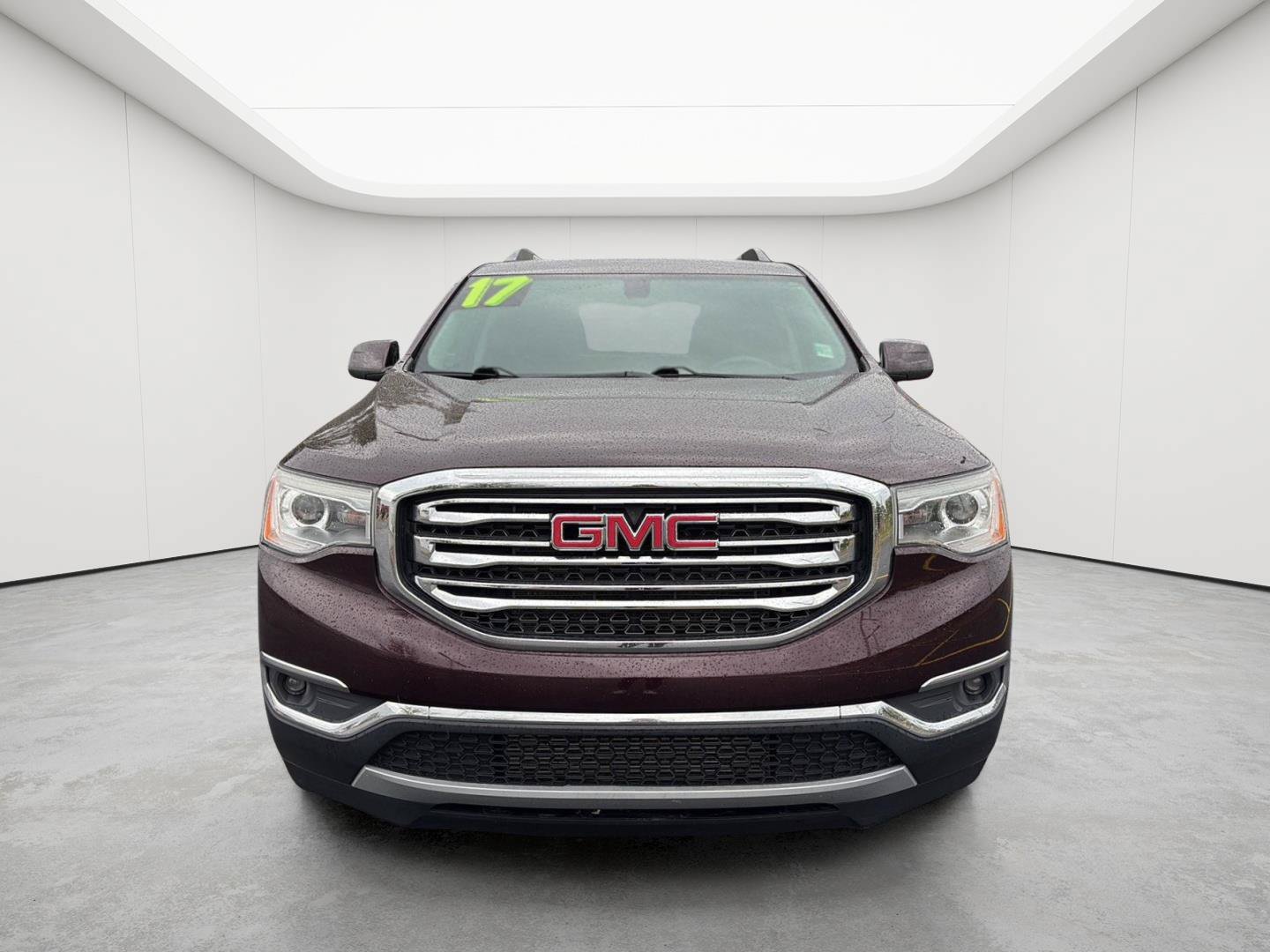 Used 2017 GMC Acadia SLE AWD/4WD image 2