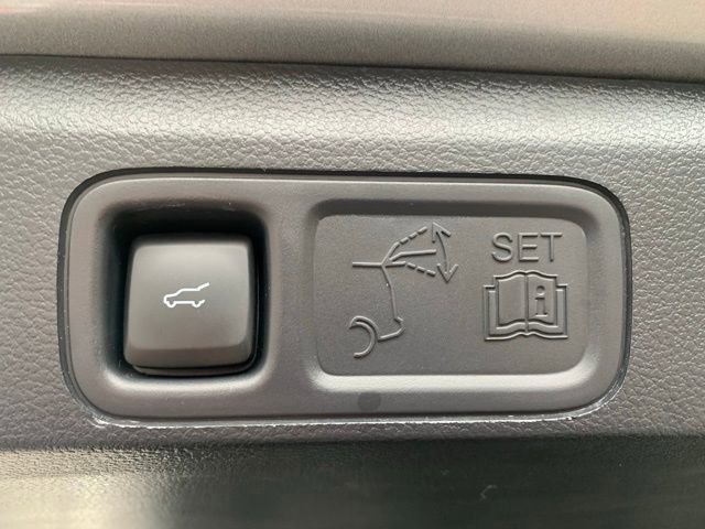 Certified 2024 Ford Expedition Max Platinum AWD/4WD image 7