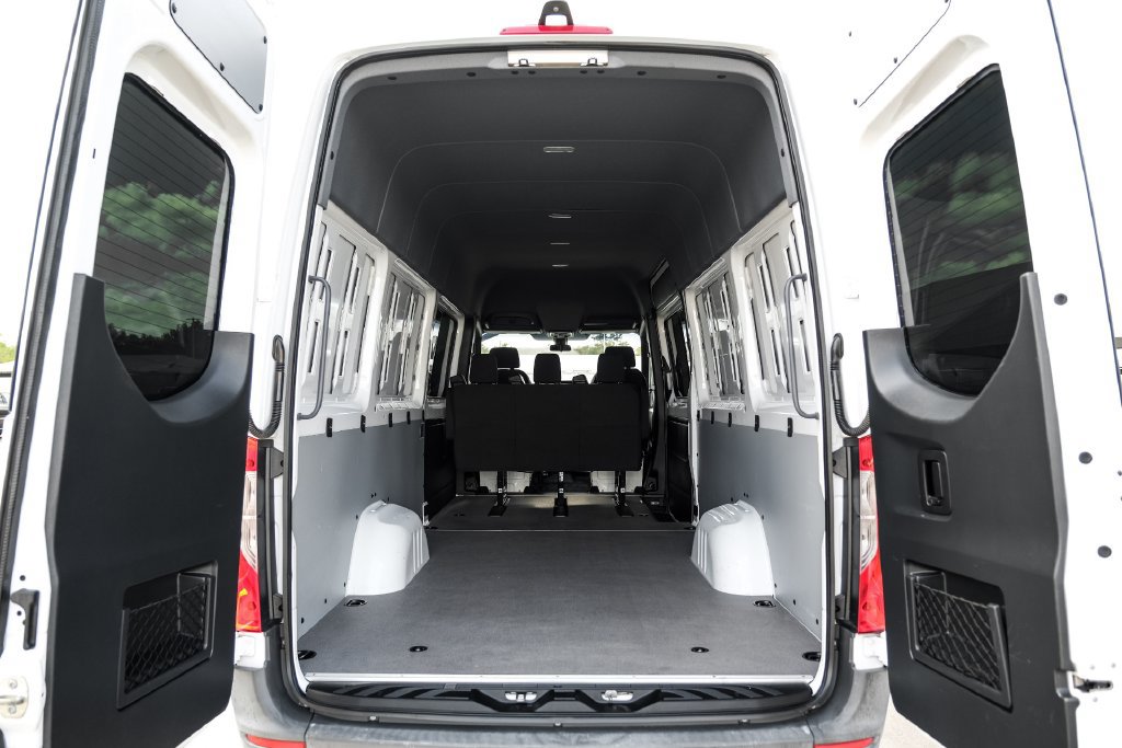 Used 2019 Mercedes-Benz Sprinter 170 w/ Driver Convenience Package image 50