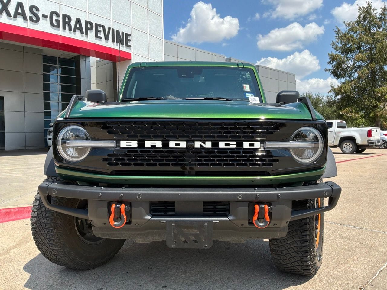 Used 2024 Ford Bronco Wildtrak AWD/4WD image 3