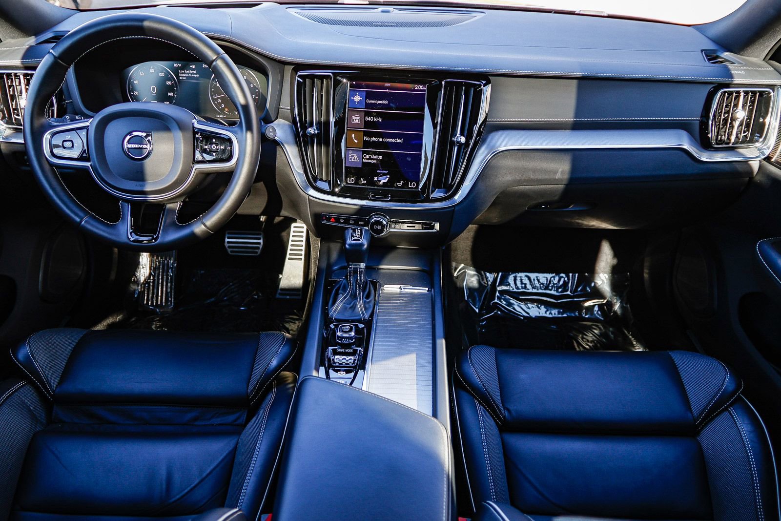 Used 2021 Volvo V60 T6 R-Design w/ Advanced Package image 13