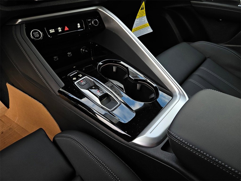 Used 2025 Audi Q5 Premium Plus image 13