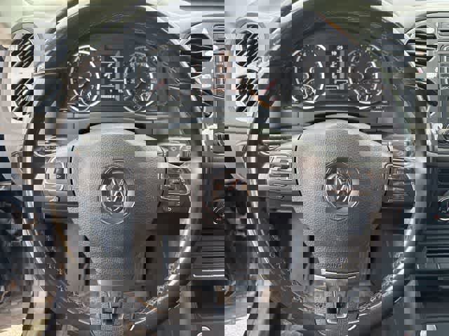 Used 2017 Volkswagen Tiguan S image 14