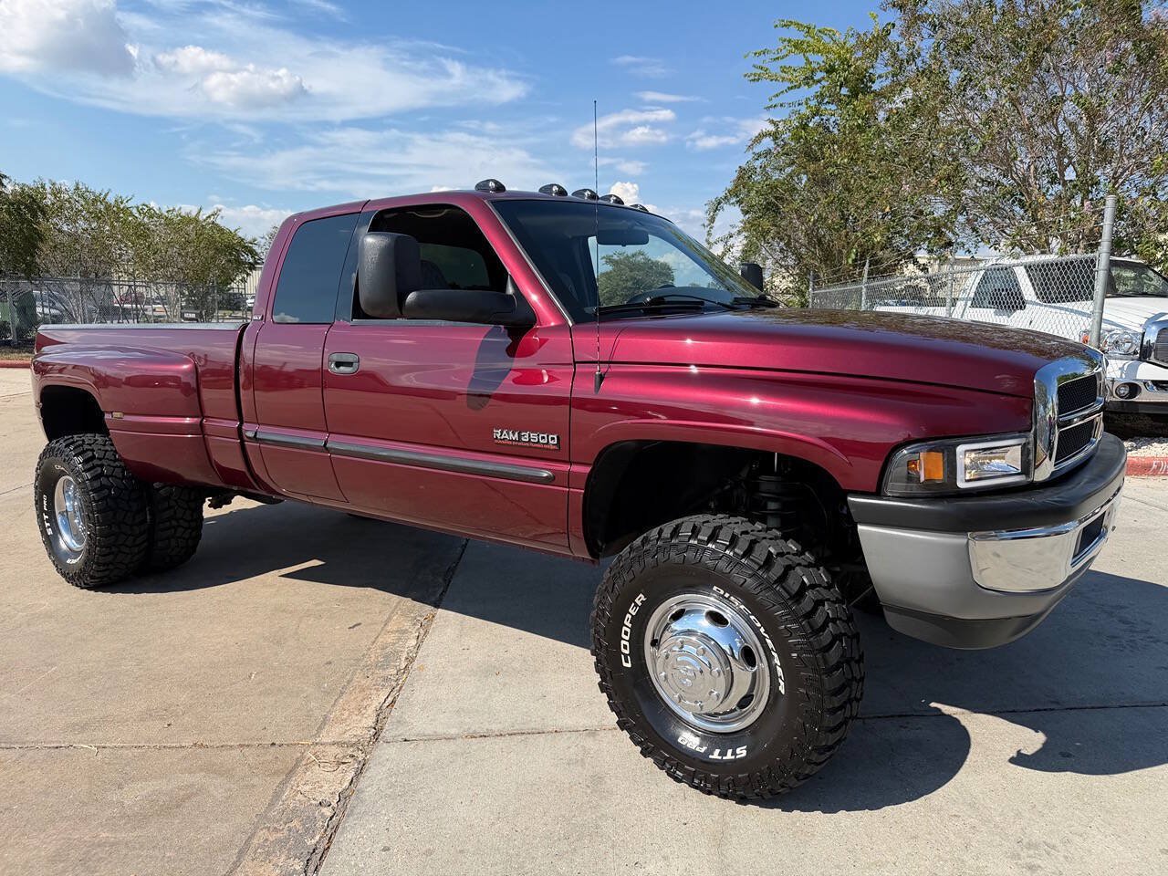 Used 2001 Dodge Ram 3500 Truck 4x4 Quad Cab image 1