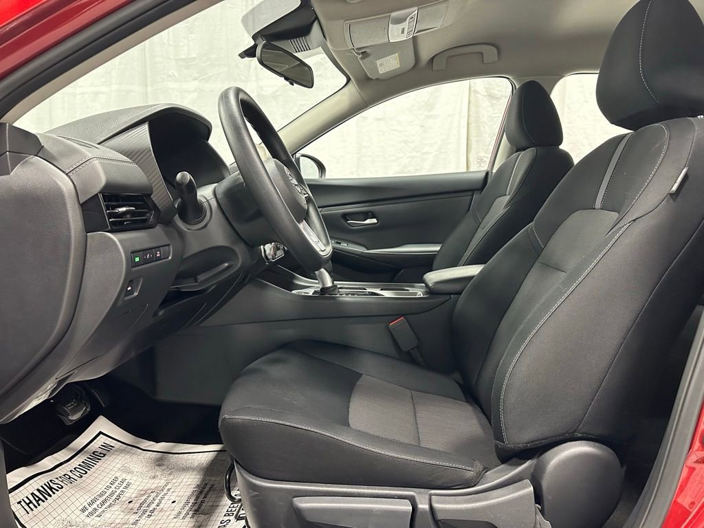 Used 2025 Nissan Sentra SV image 14