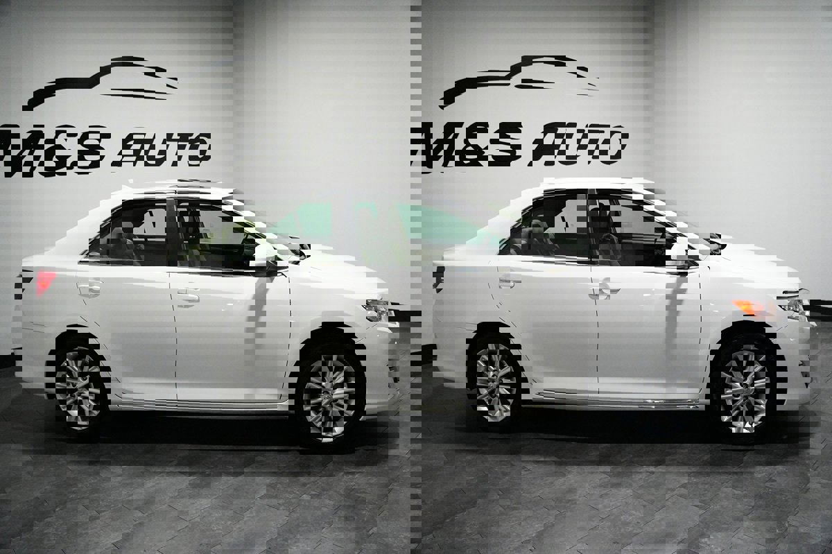 Used 2012 Toyota Camry XLE image 5