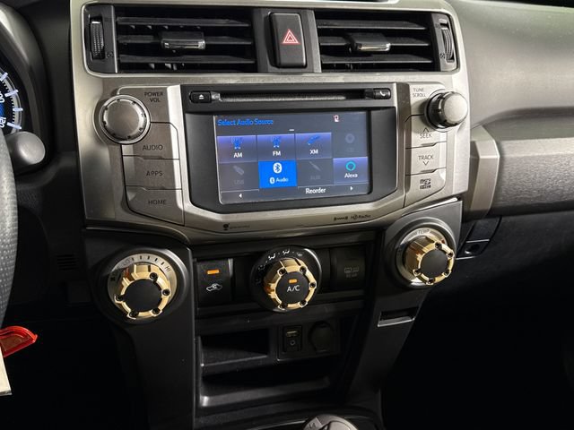 Used 2019 Toyota 4Runner SR5 AWD/4WD image 31