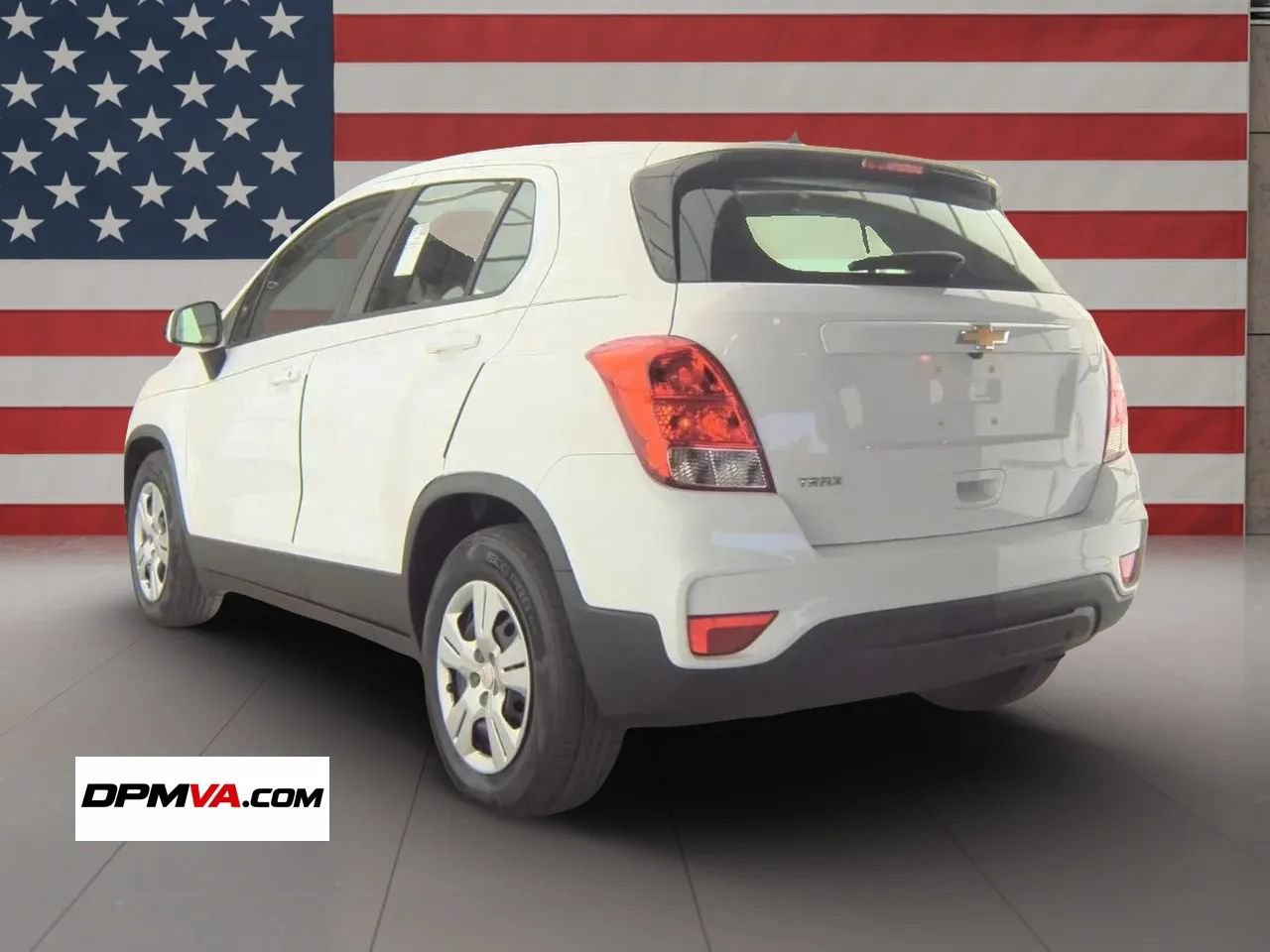 Used 2017 Chevrolet Trax LS FWD image 4