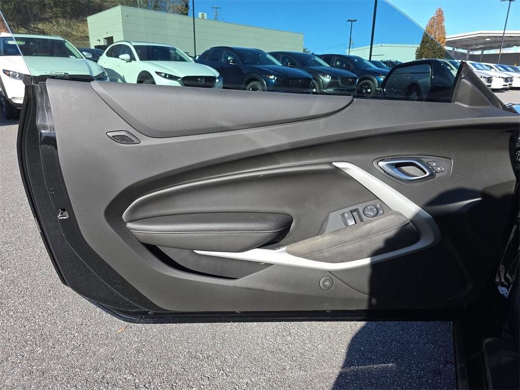 Used 2019 Chevrolet Camaro SS image 14