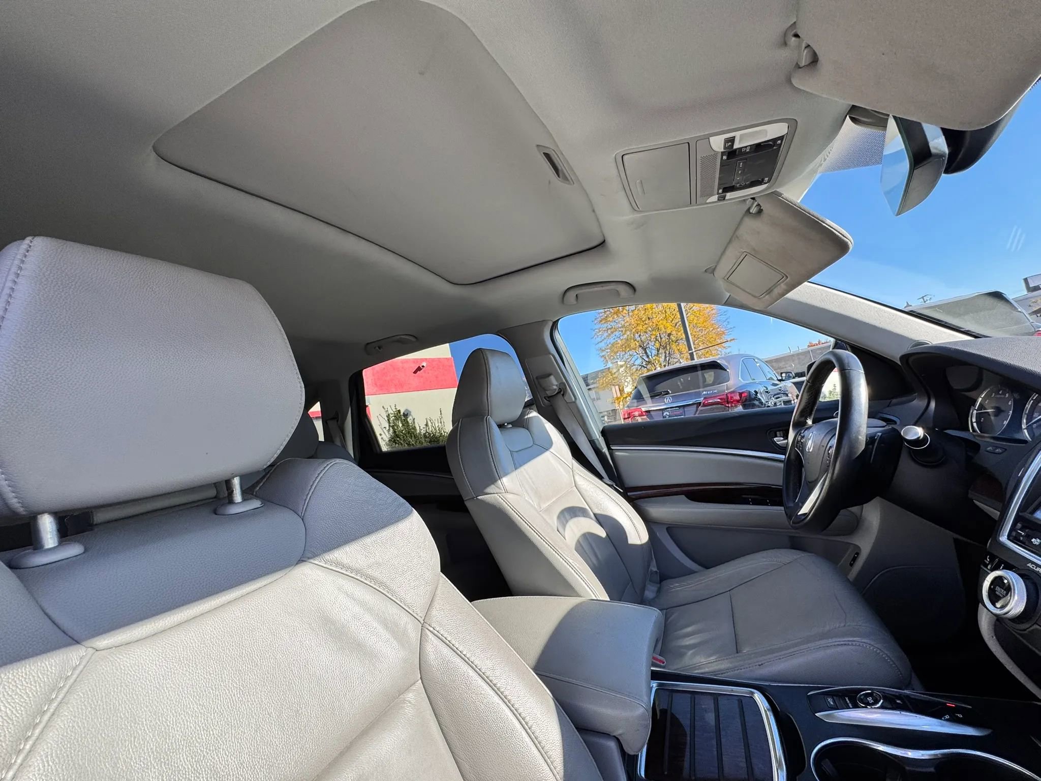 Used 2020 Acura MDX SH-AWD image 34