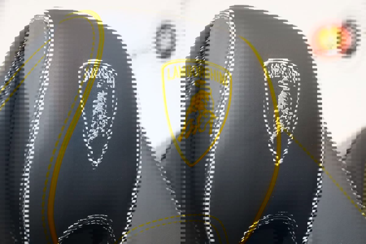 Used 2023 Lamborghini Huracan EVO image 17