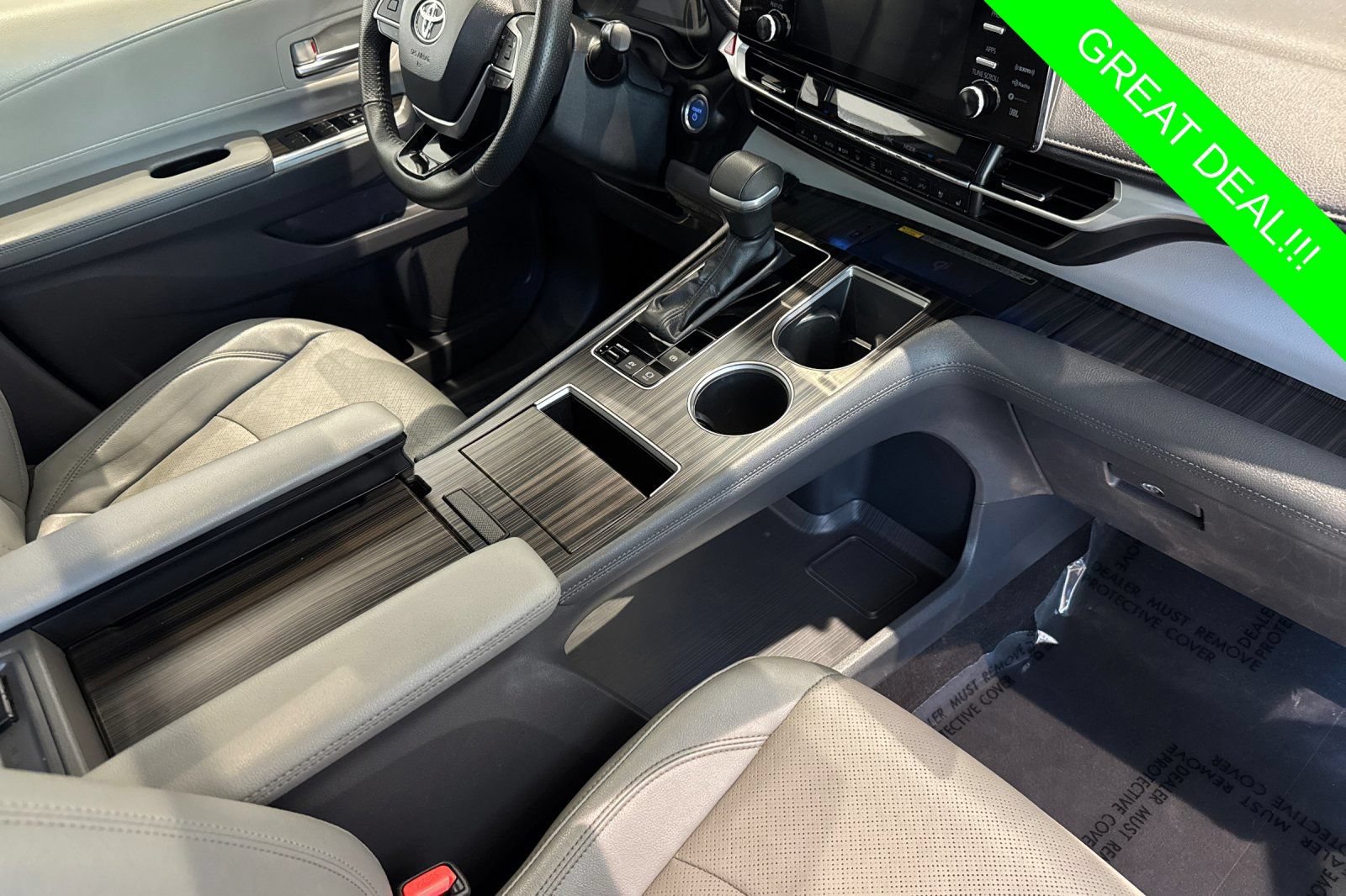 Certified 2023 Toyota Sienna Limited FWD image 18