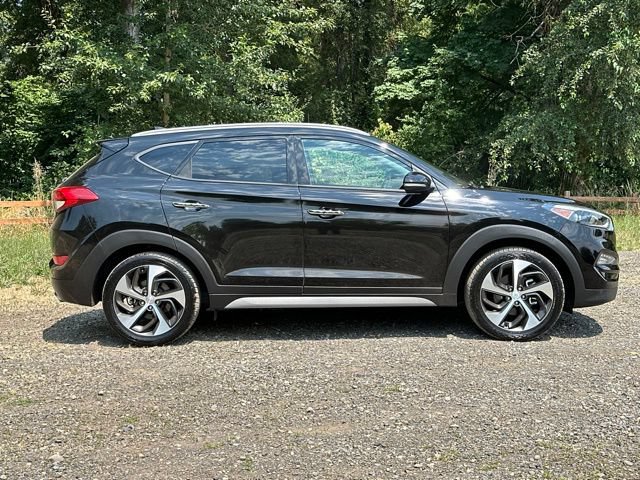 Used 2017 Hyundai Tucson Limited w/ Cargo Package AWD/4WD image 10