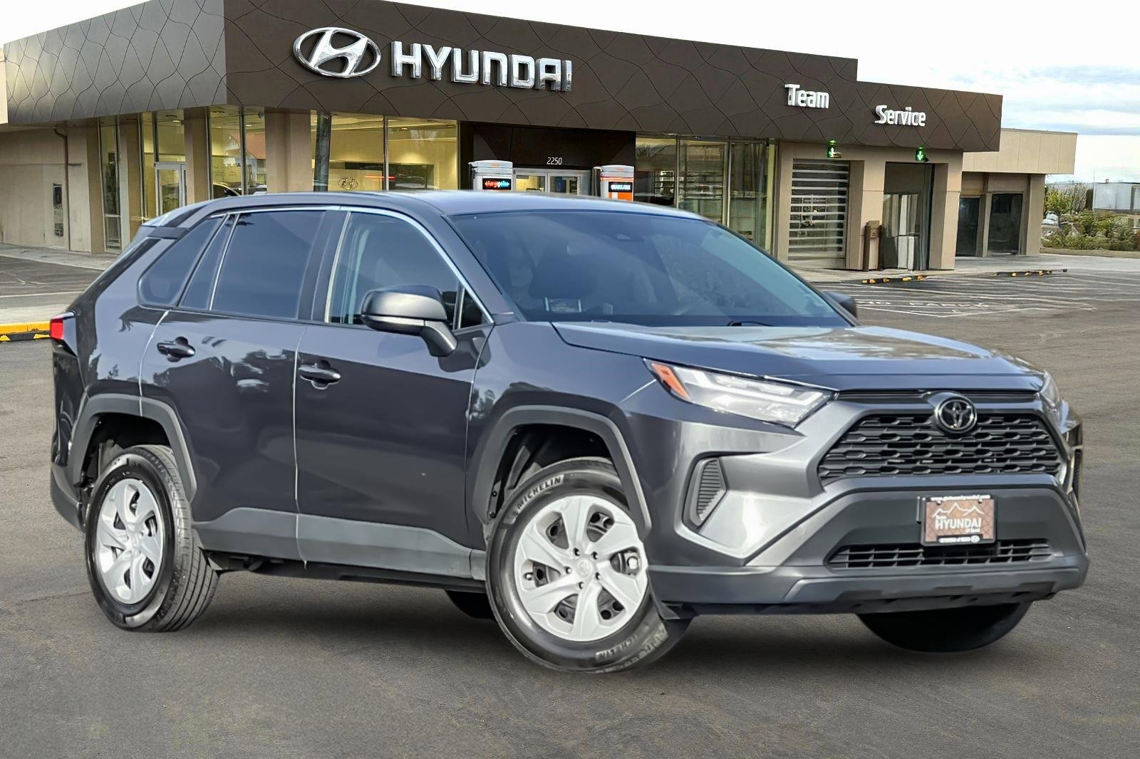 Used 2024 Toyota RAV4 LE image 2