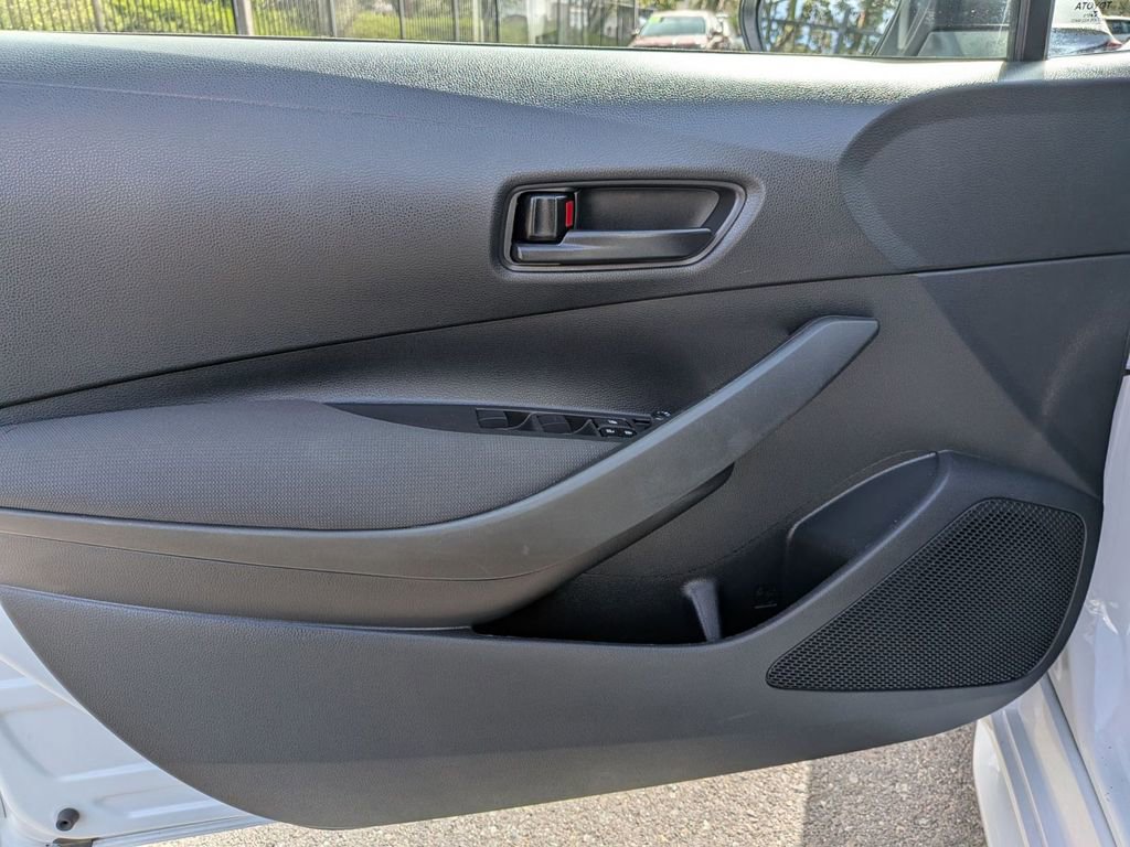 Used 2024 Toyota Corolla LE image 10