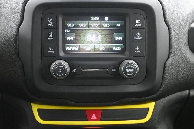 Used 2017 Jeep Renegade Latitude w/ Popular Equipment Group FWD image 21