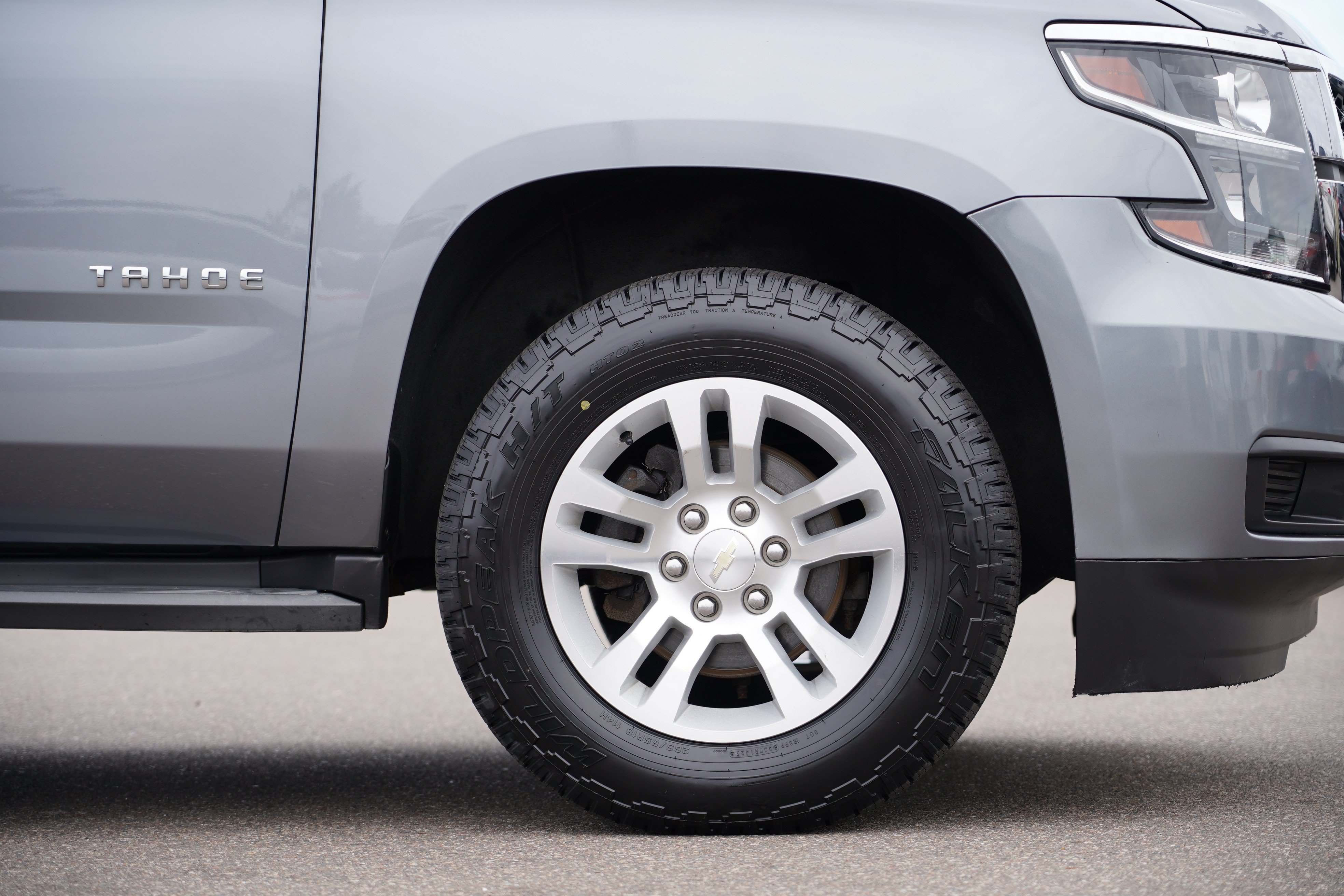 Used 2018 Chevrolet Tahoe LT AWD/4WD image 11